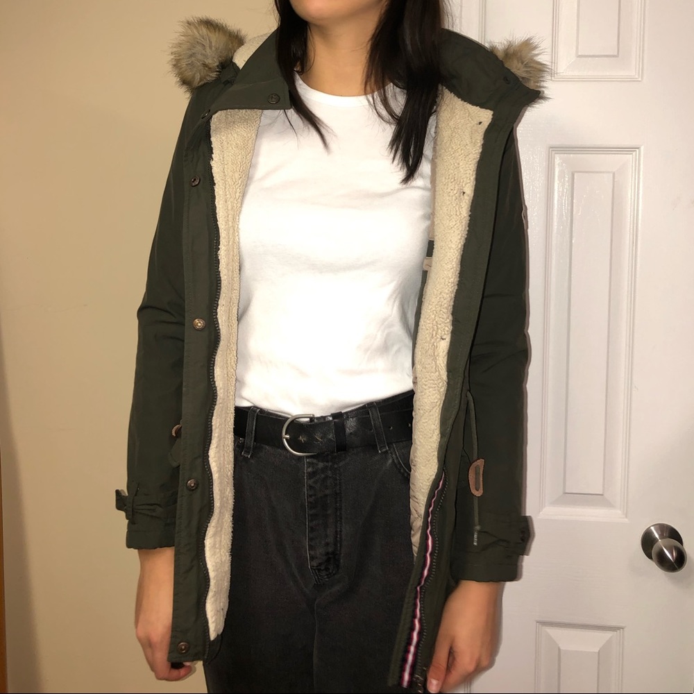 Winter jacket - Picture 3 of 3